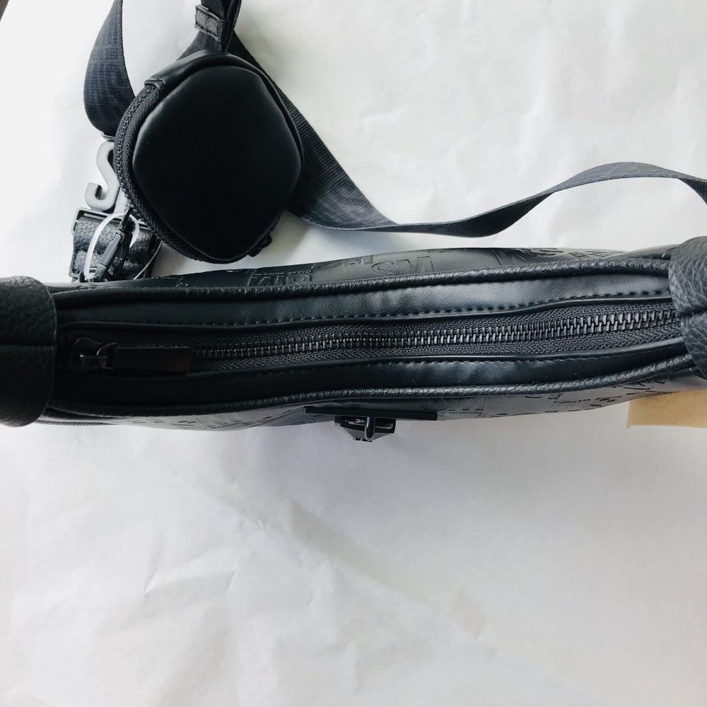 Steve Madden BMELA Crossbody Bag with Airpods Case Black - Picture 4 of 9
